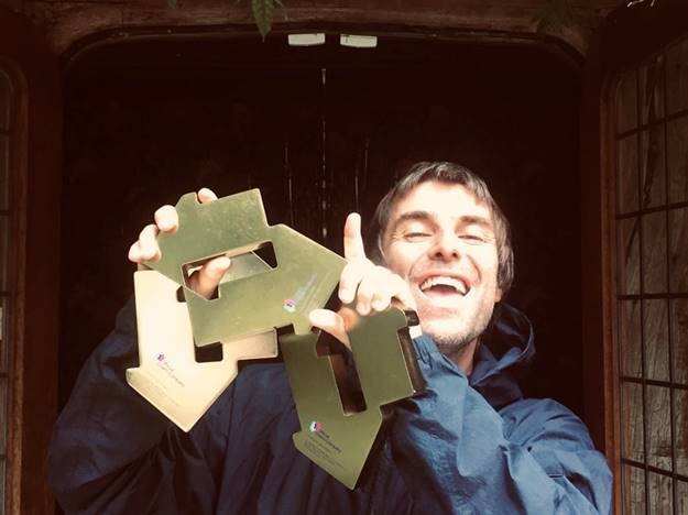 НОВИЯТ АЛБУМ НА LIAM GALLAGHER ‘MTV UNPLUGGED’ СТИГНА ДИРЕКТНО ДО #1