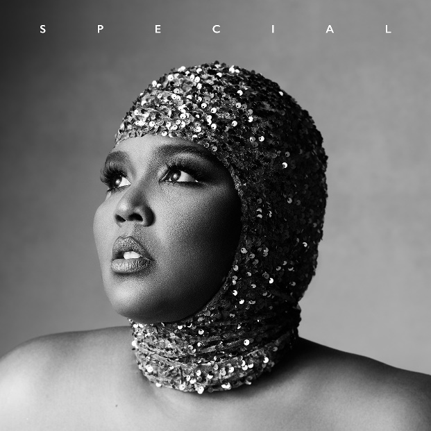 LIZZO СЕ ЗАВЪРНА… С  “ABOUT DAMN TIME”