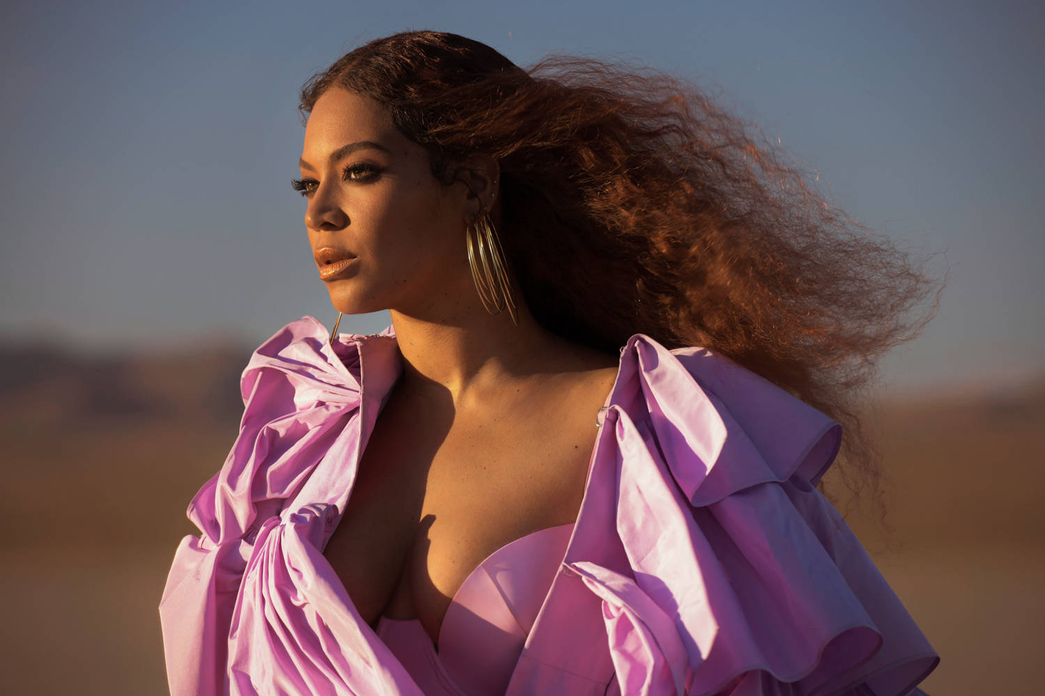 BEYONCÉ ПРЕДСТАВЯ BLACK IS KING - СВОЙ АВТОРСКИ ФИЛМ В ЧЕСТ НА КУЛТУРАТА НА ЧЕРНОКОЖИТЕ 