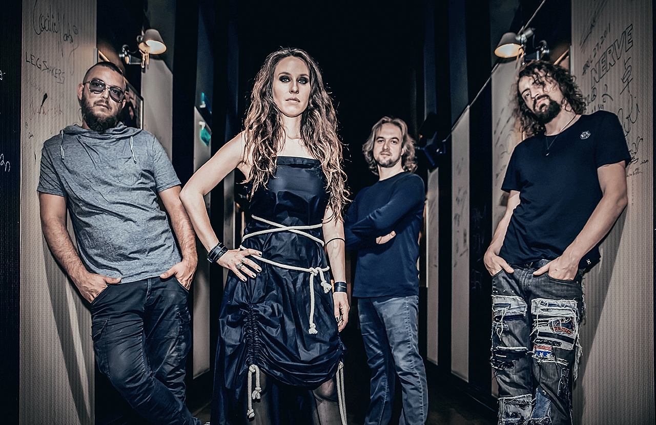 EVANESCENCE добавят и българите SEVI към концерта на 11.09