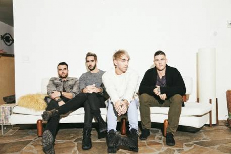 All Time Low: Sleeping In [OFFICIAL VIDEO]